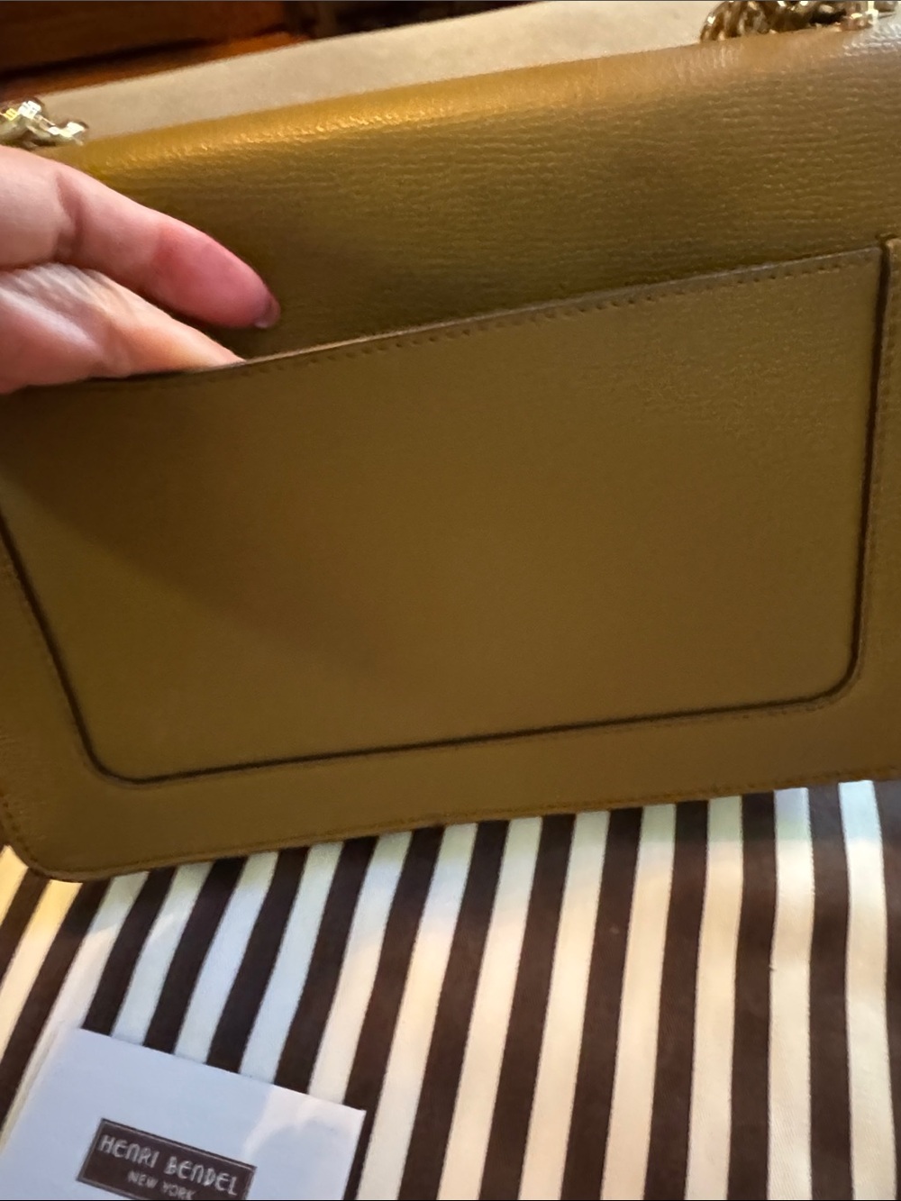 Henri Bendel Olive Green crossbody with gold chain New Without Tags - Picture 5 of 13